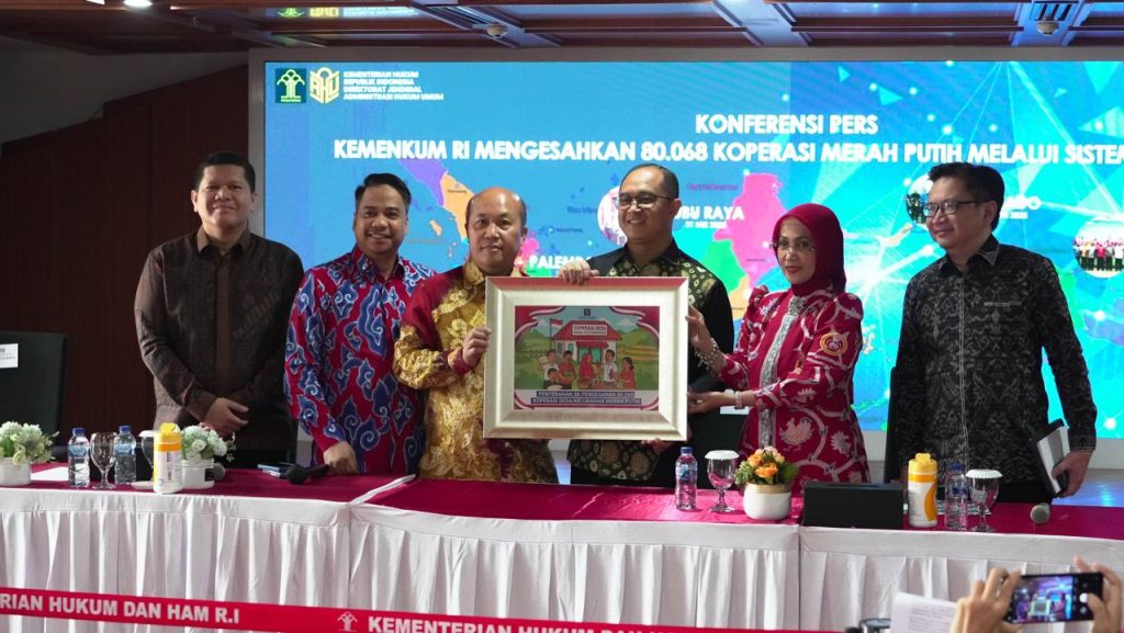 b8b5931f-6ed5-4c44-ad6a-dcc4f84e3dc9