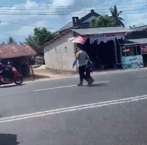 d6d3e3f1-e2b2-41f7-a470-4d4fd0762d7f