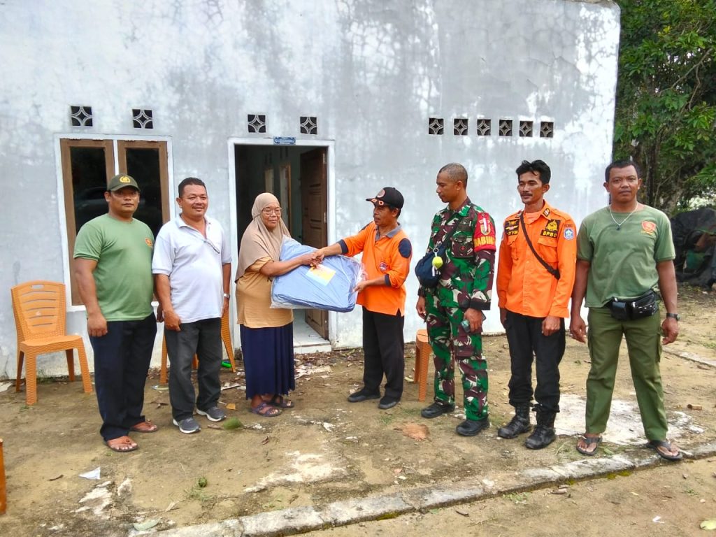 ac51bf59-016f-40e6-943b-46efaa7e2a84