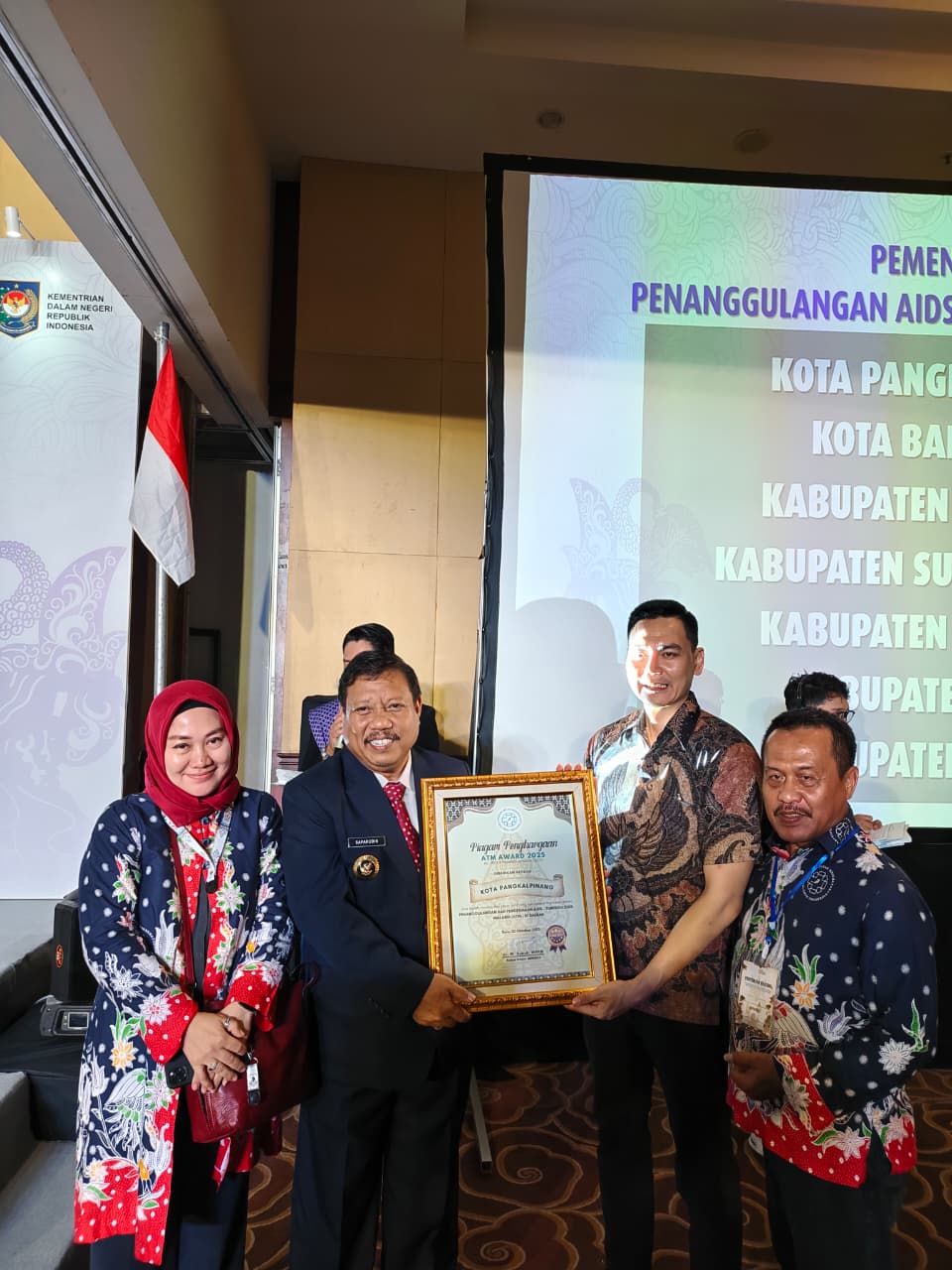 8e84e285-a4c8-4098-ba89-f021c3087816