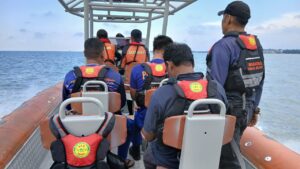 6c8bfeaa-9b03-4f28-8b03-80667c8c3b36