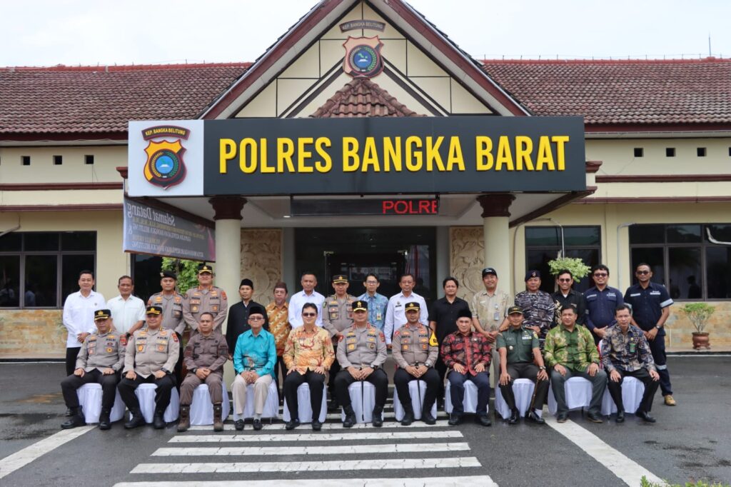 7054ff19-4fa5-432a-b3cc-c322fd833045