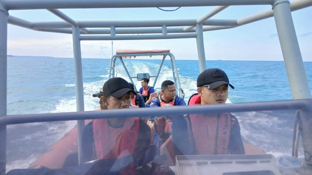 9df57ad9-a056-4c31-947c-d074d1314841