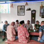 Babinsa Koramil 413-05/Tamansari Laksanakan Komsos Bersama Perangkat Kelurahan Gabek Satu