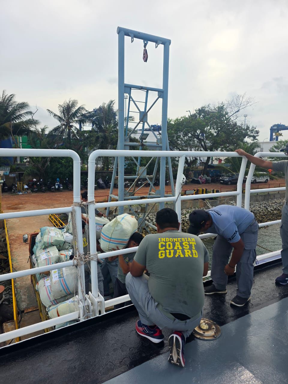 WhatsApp Image 2025-12-08 at 19.22.54