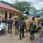 Kodim 0308/Padang Pariaman Salurkan Bantuan Sembako dari KASAD untuk Warga Terdampak Bencana di Nagari Kayu Tanam