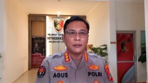 b906bdd1-7f9e-42ae-9216-d5a9550f4e6f