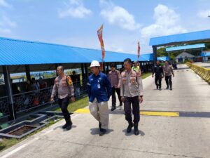 1a3713d4-b048-4049-b0c8-aa85f9a3c598