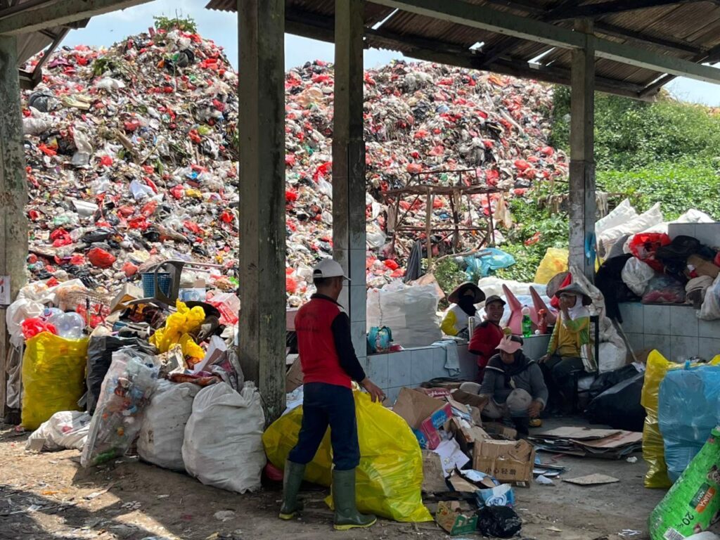 WhatsApp Image 2026-03-25 at 17.30.32